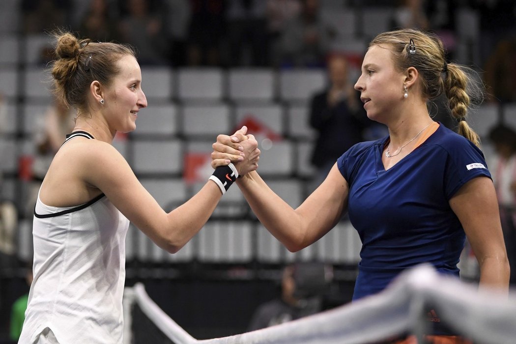 Markéta Vondroušová ve finále zdolala Anett Kontaveitovou