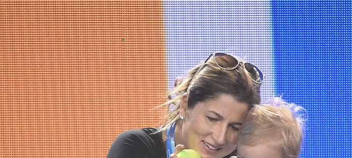 Mirka Federerová si se svým synem užívala chvíle pohody