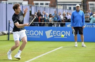 Murray trénuje pod pečlivým dohledem Ivana Landla