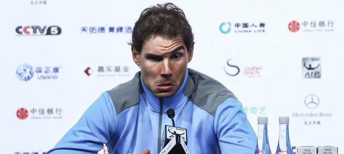 Rafael Nadal postoupil transplantaci vlasových kořínků