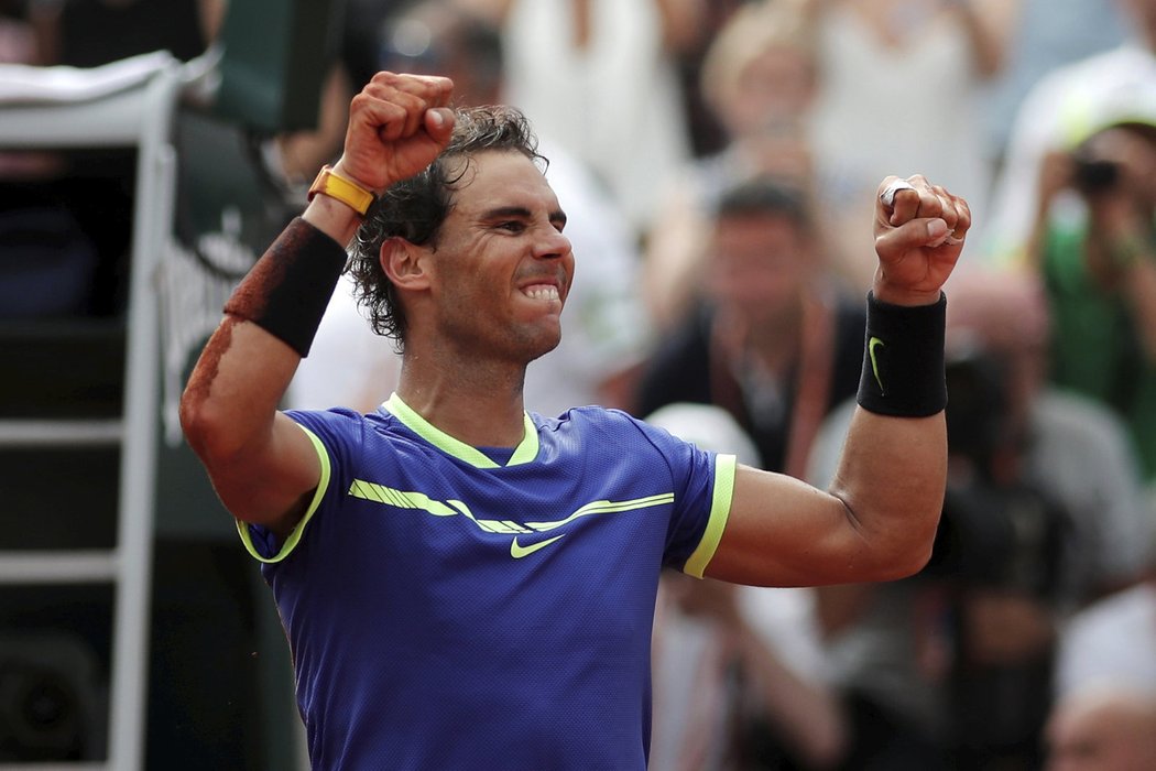 Rafael Nadal slaví desátý titul z French Open