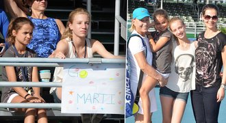Tenistka Navrátilová v »objetí« svých dcer: Marti, milujeme tě!