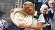 Před rokem svět zarmoutila zpráva o smrti tenistky Jany Novotné (†49). Nejvíc pochopitelně zdrtila rodiče wimbledonské šampionky Františka a Libuši...