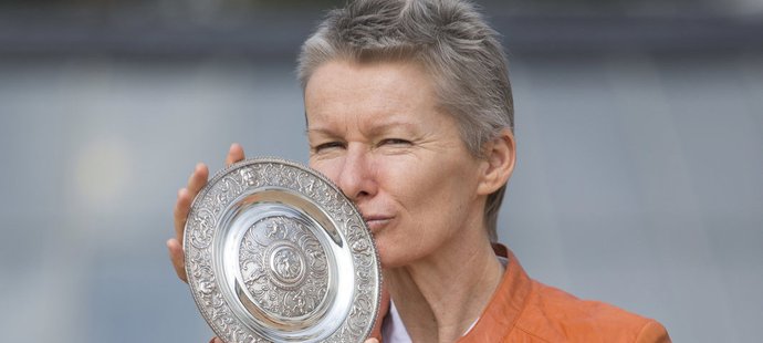 Jana Novotná byla na své trofeje velmi pyšná.