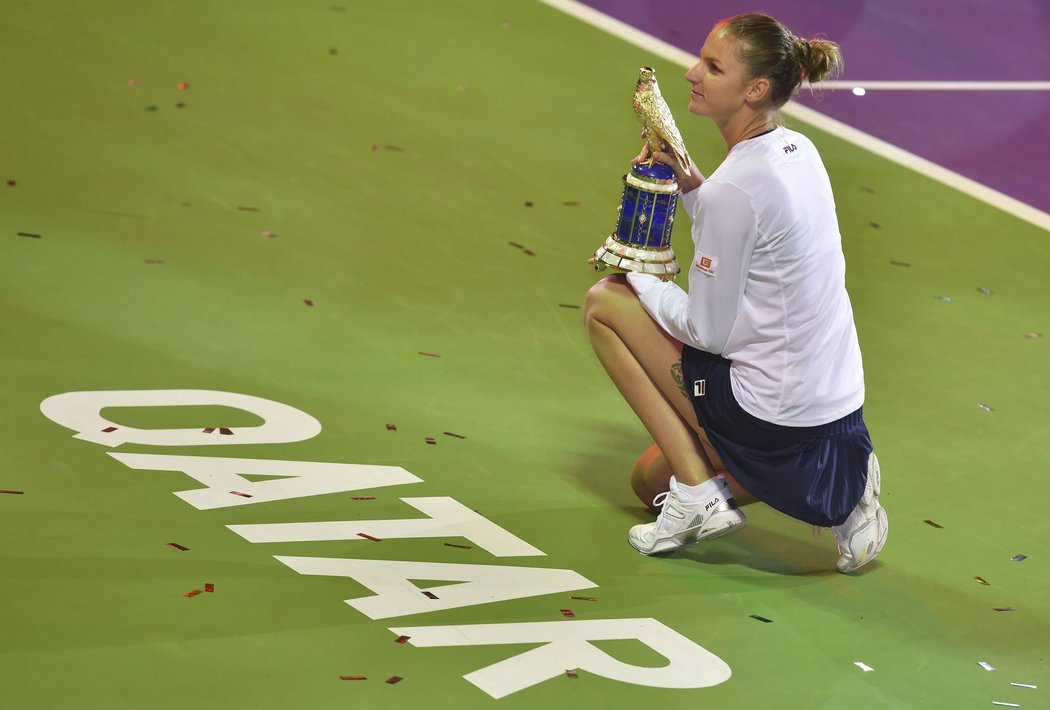 Karolína Plíšková s vítěznou trofejí