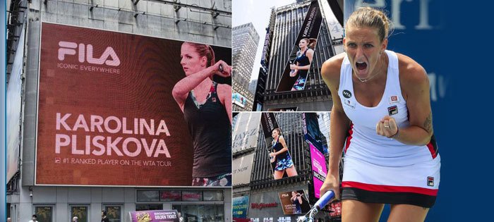 Krásná tvář tenistky Karolíny Plíškové zdobí Times Square v New Yorku.