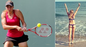 Pochvaluje si návrat k tenisu a dovádí na pláži: Sexy Vaidišová vystrčila prdelku!