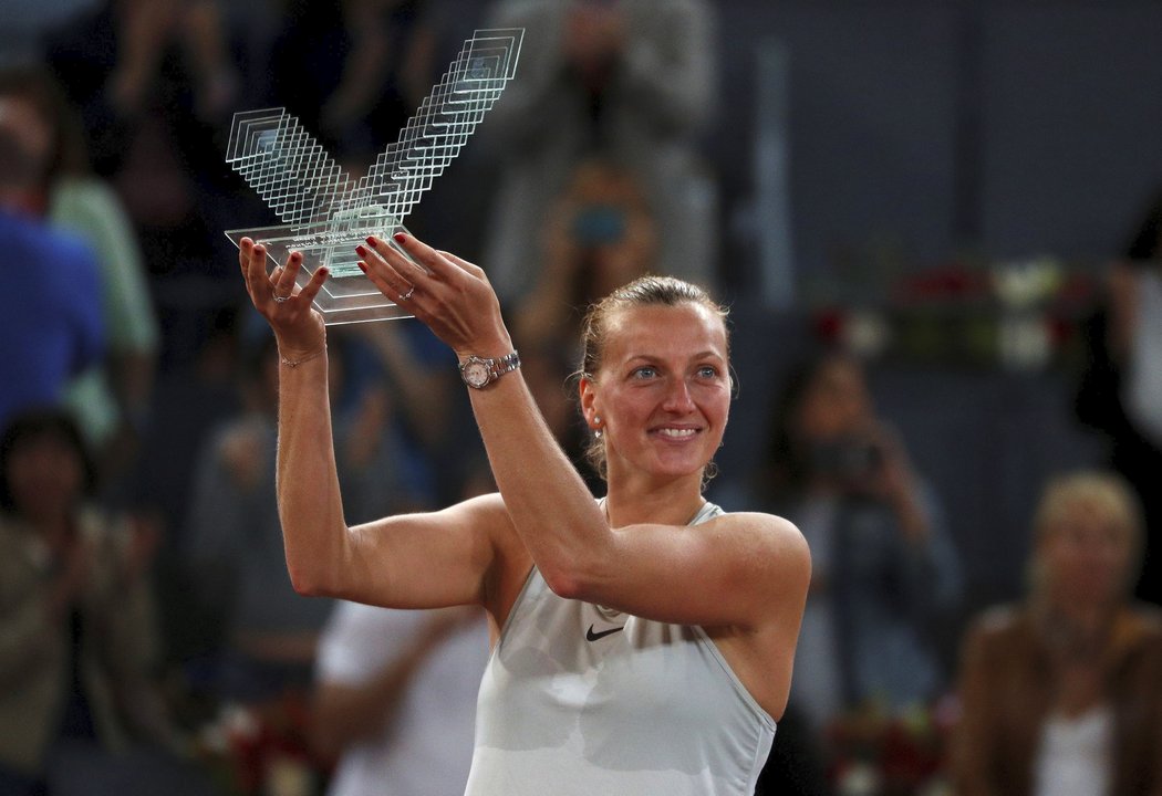 Petra Kvitová s vítěznou trofejí