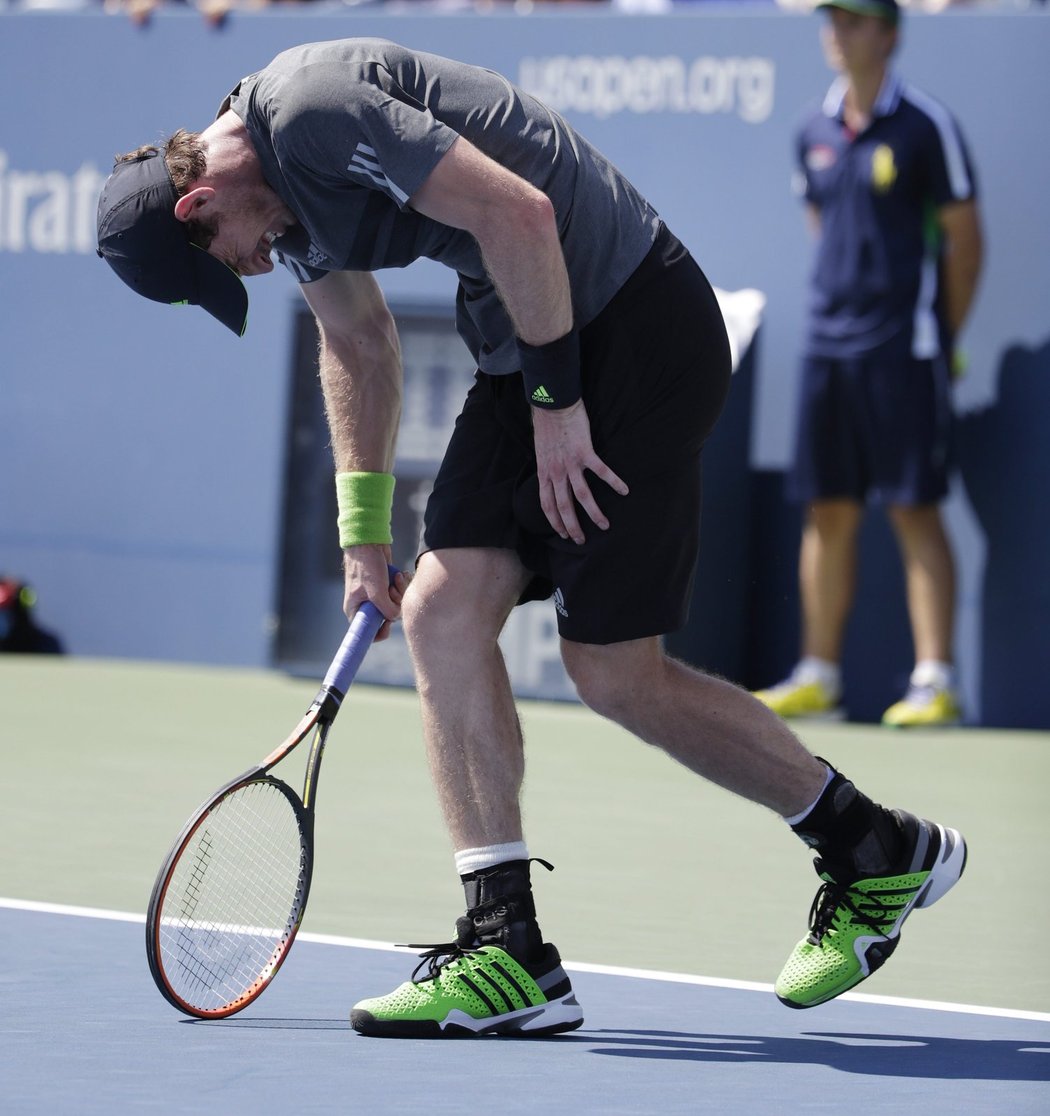 Andy Murray málem kvůli křečím nedokončil zápas 1. kola na US Open