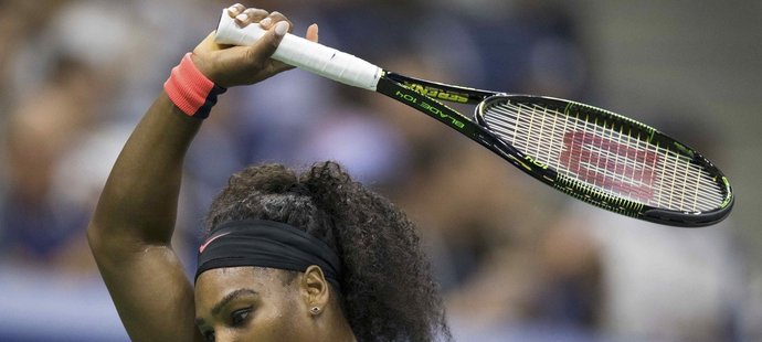 Serena Williamsová je po výhrou nad sestrou Venus už v semifinále US Open