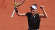 Markéta Vondroušová slaví postup do čtvrtfinále French Open