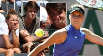 Česká »sedmnáctka« ukázala na Roland Garros kluka: Láska z Paříže!