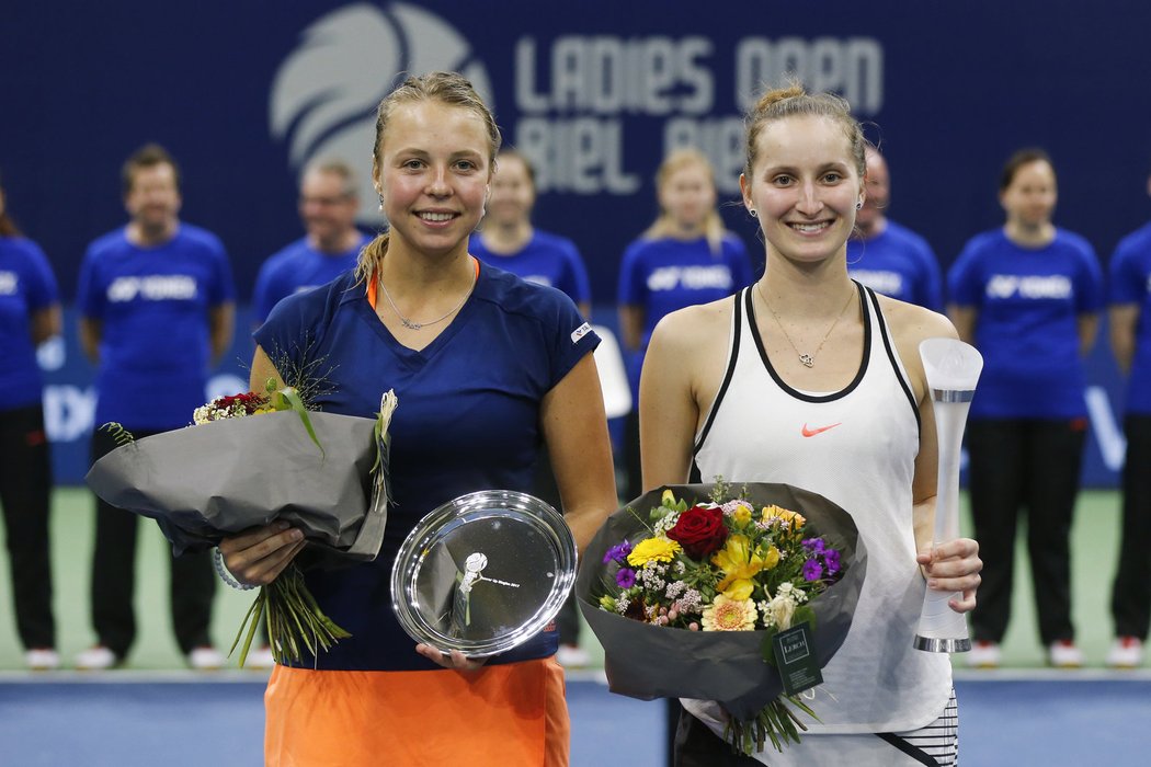    Anett Kontaveitová ve finále nestačila na Vondroušovou