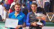 Rafael Nadal a Stan Wawrinka po finálovém zápase French Open v roce 2017