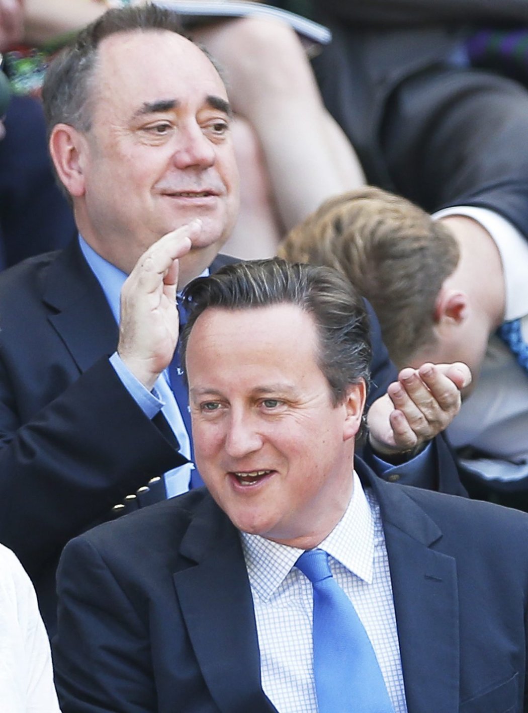 Britský premiér David Cameron nemohl chybět na finále Wimbledonu