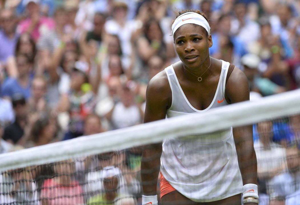 Serena Williamsová se loučí s Wimbledonem nečekaně brzy