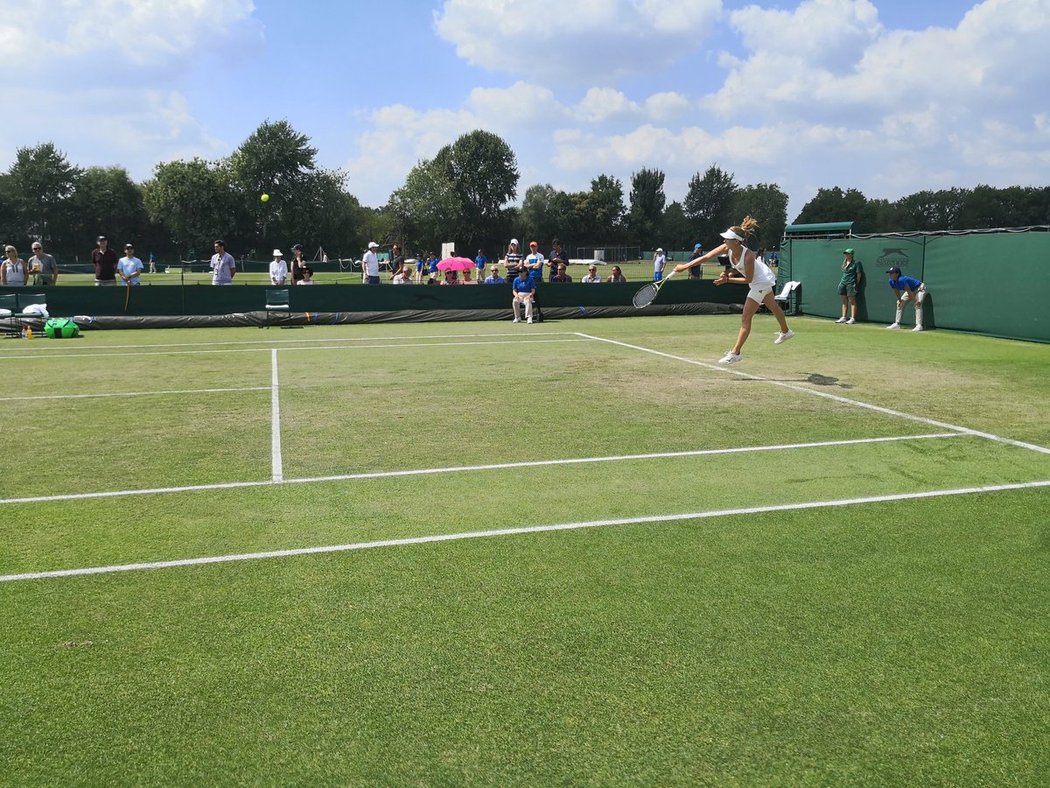 Barbora Štefková bude nečekaně další Češkou v hlavní soutěži Wimbledonu