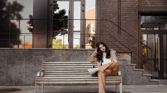 Tenisky 2026: Letošní trendy ovládá jeden nečekaný odstín Tenisky 2026: Letošní trendy ovládá jeden nečekaný odstín