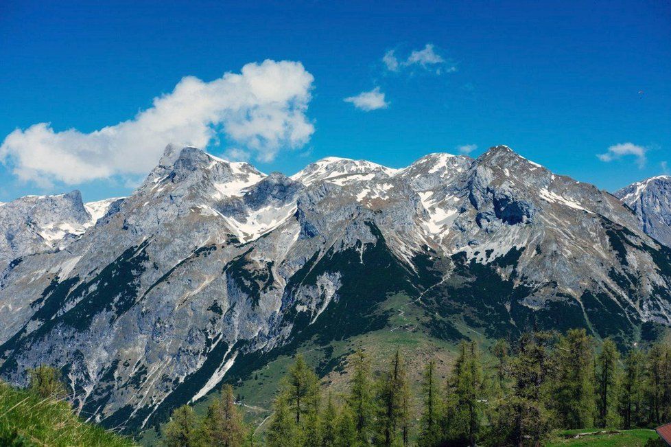 Rakouské alpské pohoří Tennengebirge.