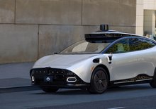 Nebaví vás řídit, ale chcete vlastnit auto? Tensor ukázal ve Velké Británii řešení pro Evropu