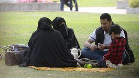 Muslimové v teplickém parku