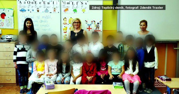 Prvňáčky z Teplic chtěli plynovat, lidé dětem poslali 800 tisíc. Bude učebna i tablety