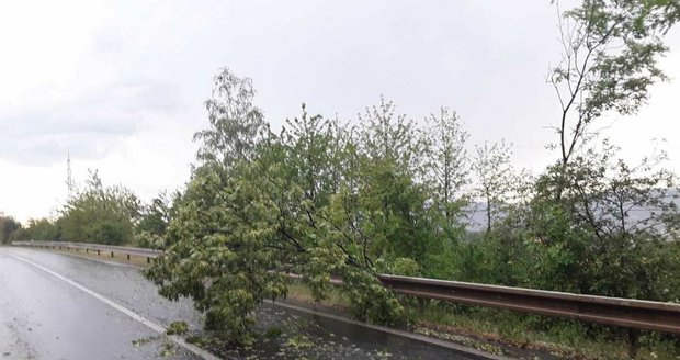 Následky bouřek na Teplicku (27.6.2022)