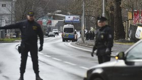 Policie vyšetřuje případ nálezu těla mrtvé ženy v  Teplicích.