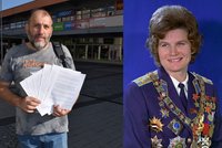 Kostas sbírá podpisy pod petici: Stydím se za třídu Těreškovové!