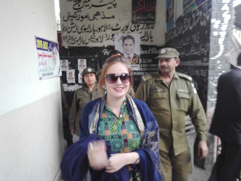 Úřady věznily Terezu H. (26) v Pákistánu čtyři roky.