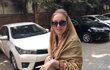 Česká pašeračka Tereza H. přichází 6. listopadu 2018 k pákistánskému soudu.