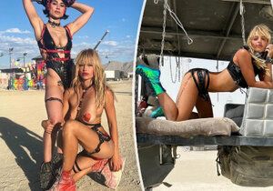 Tereza Kačerová na festivalu Burning Man