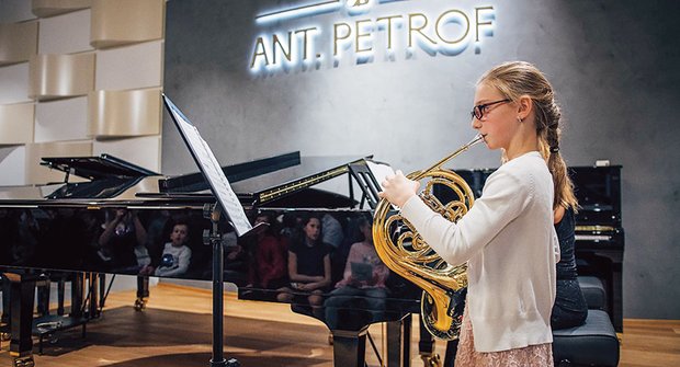 Zlatý oříšek: Tereza zahraje na lesní roh i pohádku Na vlásku