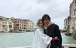 Tereza Maxová s manželem v Benátkách