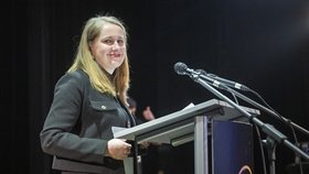 Pokrytectví u Pirátů? Vysílají do voleb manažerku ropného gigantu. Hřib ji brání
