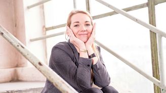 I přes snahu rodičů zůstávají v ústraní: Tereza Robinson dává hlas skleněným dětem I přes snahu rodičů zůstávají v ústraní: Tereza Robinson dává hlas skleněným dětem