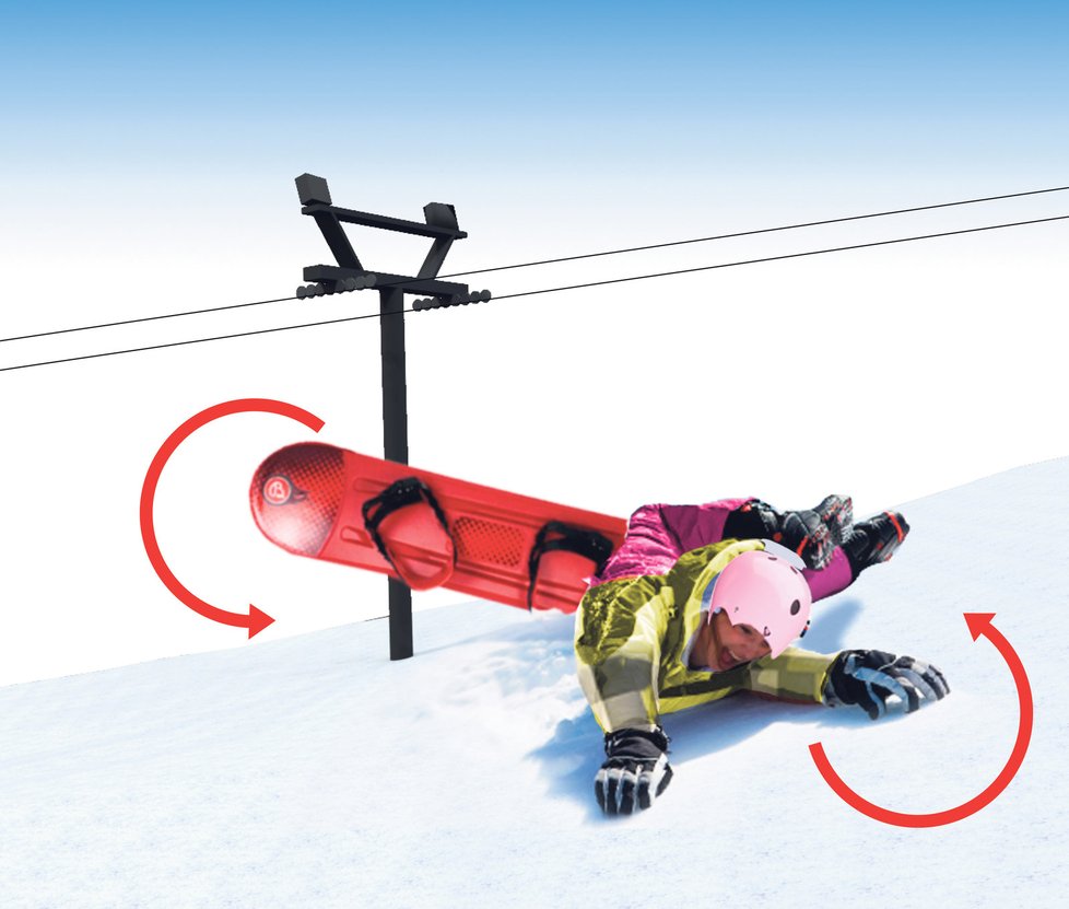 Tereza padala po zledovatělém svahu, cestou ztratila snowboard