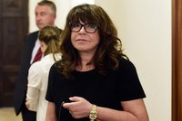 Peroutkova vnučka boj se Zemanem nevzdává: Chce od Hradu ještě větší omluvu