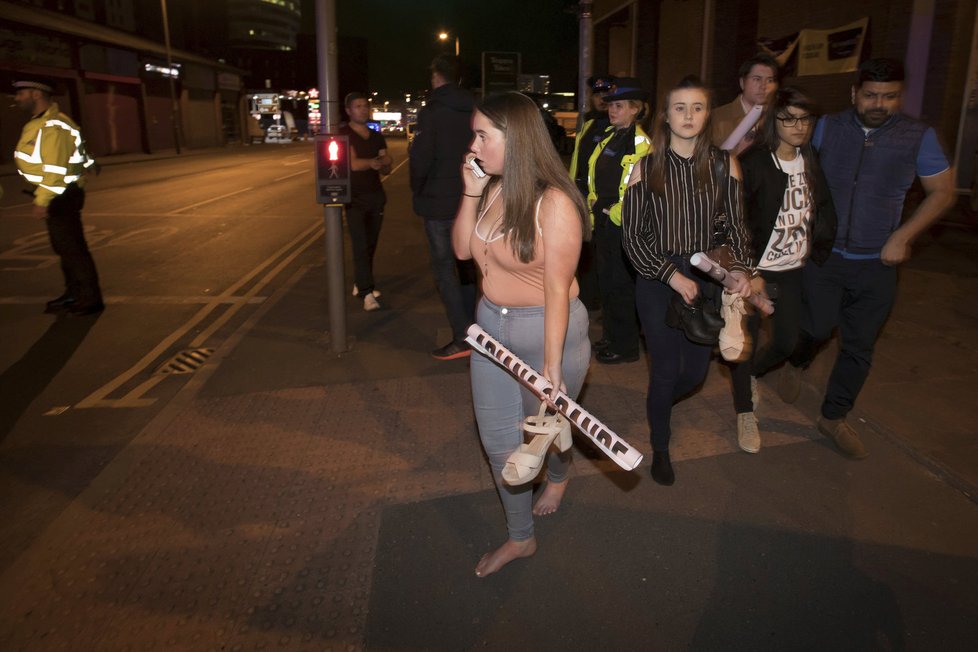 Vražedný teror na koncertu Ariany Grande šokoval celou Británii.