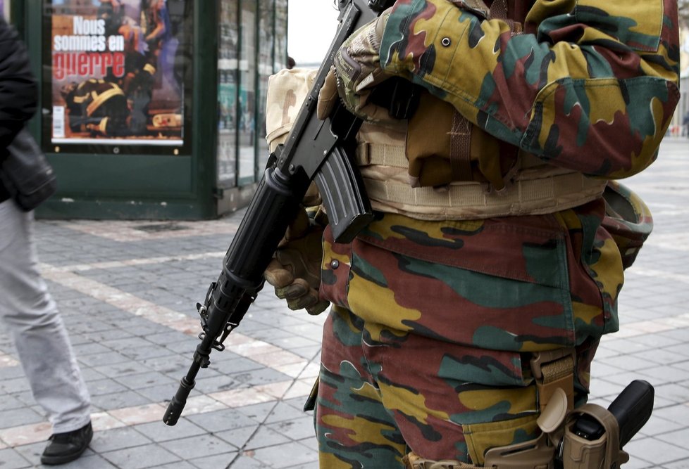 V Bruselu platí nejvyšší stupeň pohotovosti před teroristickými útoky.