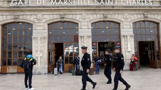 Francie je pořád v ohrožení, policie loni zmařila 20 plánovaných teroristických útoků