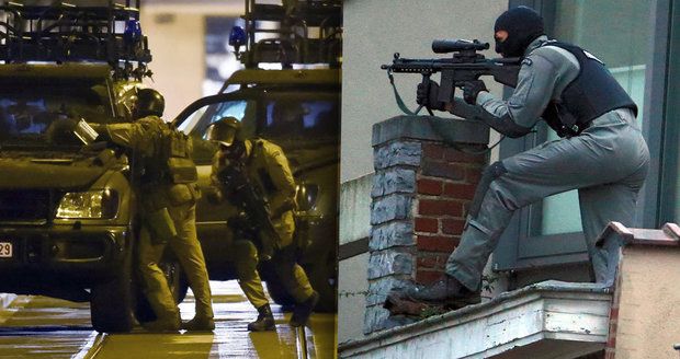 Přestřelka s teroristy v Bruselu: Útočník s kalašnikovem mrtev, razie pokračují