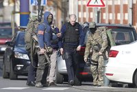 Policie obvinila třetího teroristu. Měl připravovat další atentát ve Francii