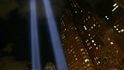 Světelné znázornění věží Světového obchodního centra v New Yorku