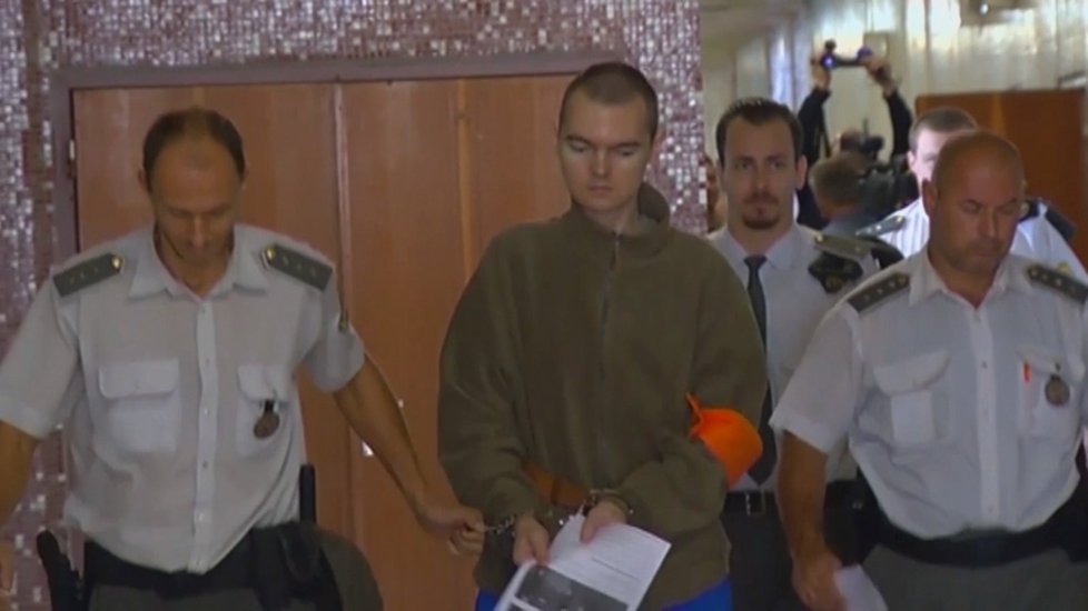Soud Kucovi vyměřil dvanáct let za mřížemi