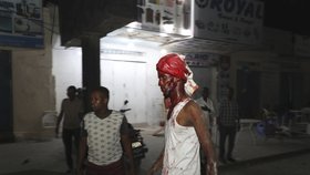 Teroristický útok v Somálsku si vyžádal nespočet obětí. Mluví se o 29 mrtvých a 80 zraněných, (1. 3. 2019).