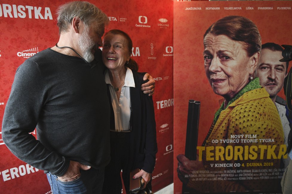 Na tiskové konferenci k filmu Teroristka Iva Janžurová nechyběla.