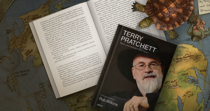 Terry Pratchett: Život v poznámkách pod čarou – dlouho očekávaný průvodce světem autora, který dokázal hezkou řádku podivuhodných světů sám vytvořit.