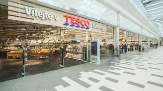 Tesco na prodeji českých nemovitostí vydělalo skoro tři miliardy