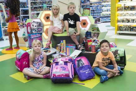Blesk vzal děti na nákup školních potřeb: Co si prvňák vybere za 10 minut?